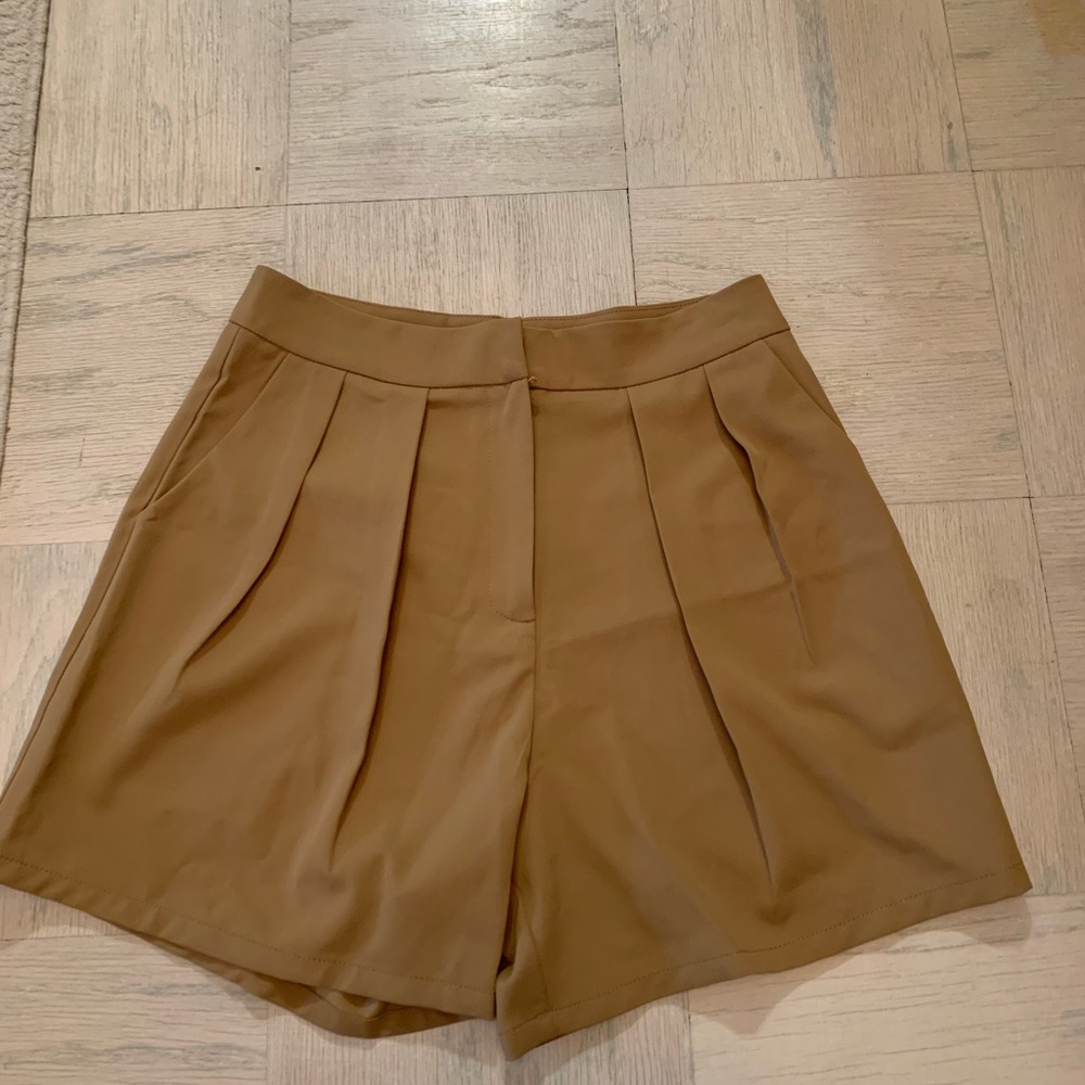 Vintage style shorts! NEVER WORN!